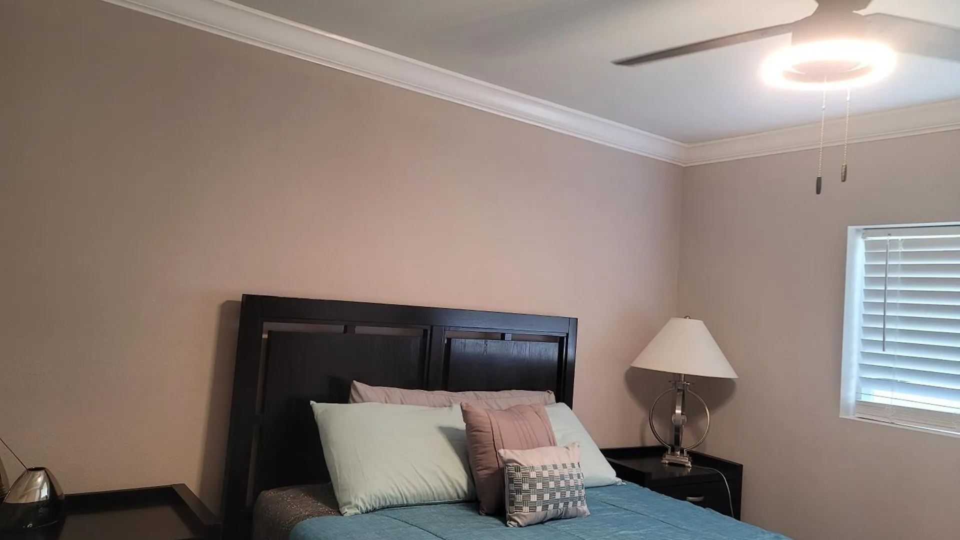 Great Large Home,8 Min From Downtown Pensacola Holiday home