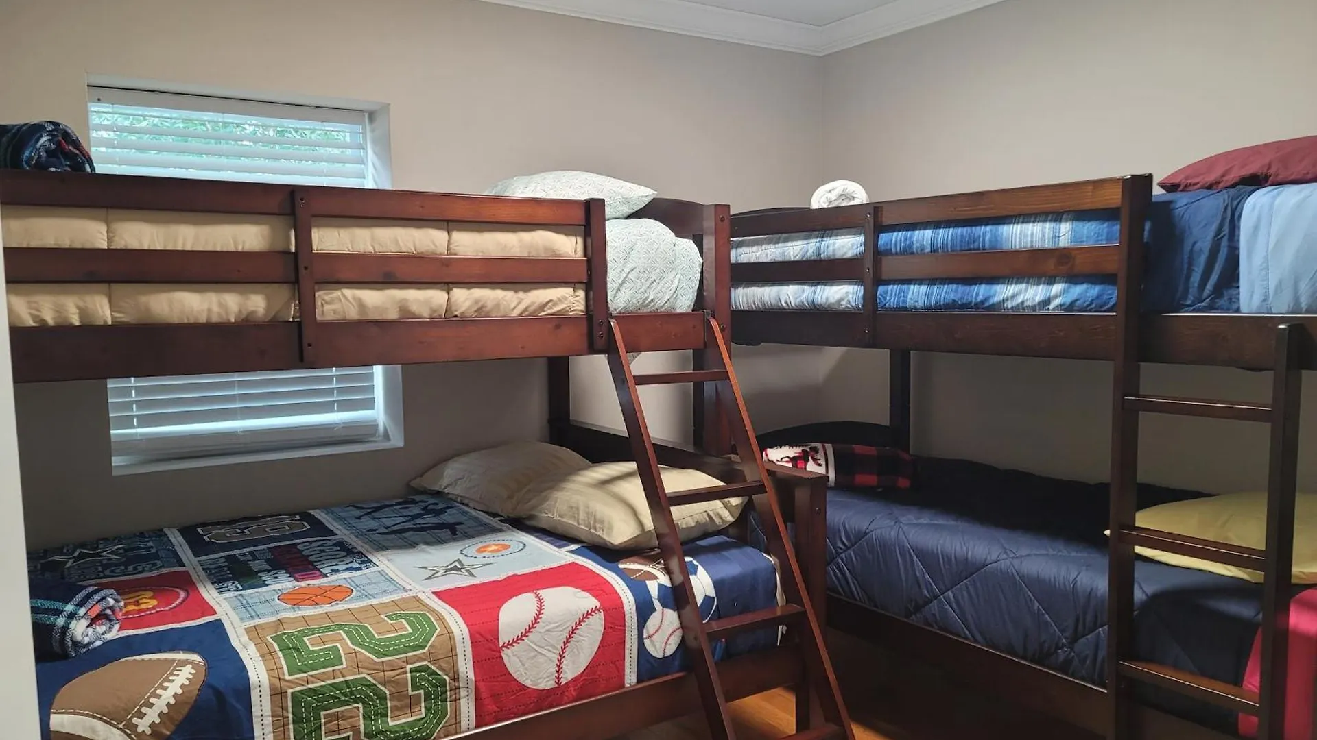 Great Large Home,8 Min From Downtown Pensacola